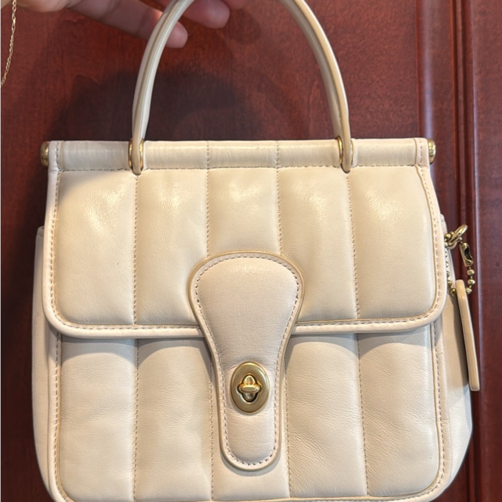Coach Turnlock Quilted Willis